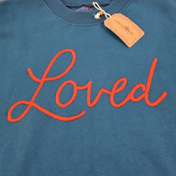 Natural Life Loved Embroidered Crewneck Sweatshirt Medium Teal Pink Hearts Boho - Picture 2 of 8